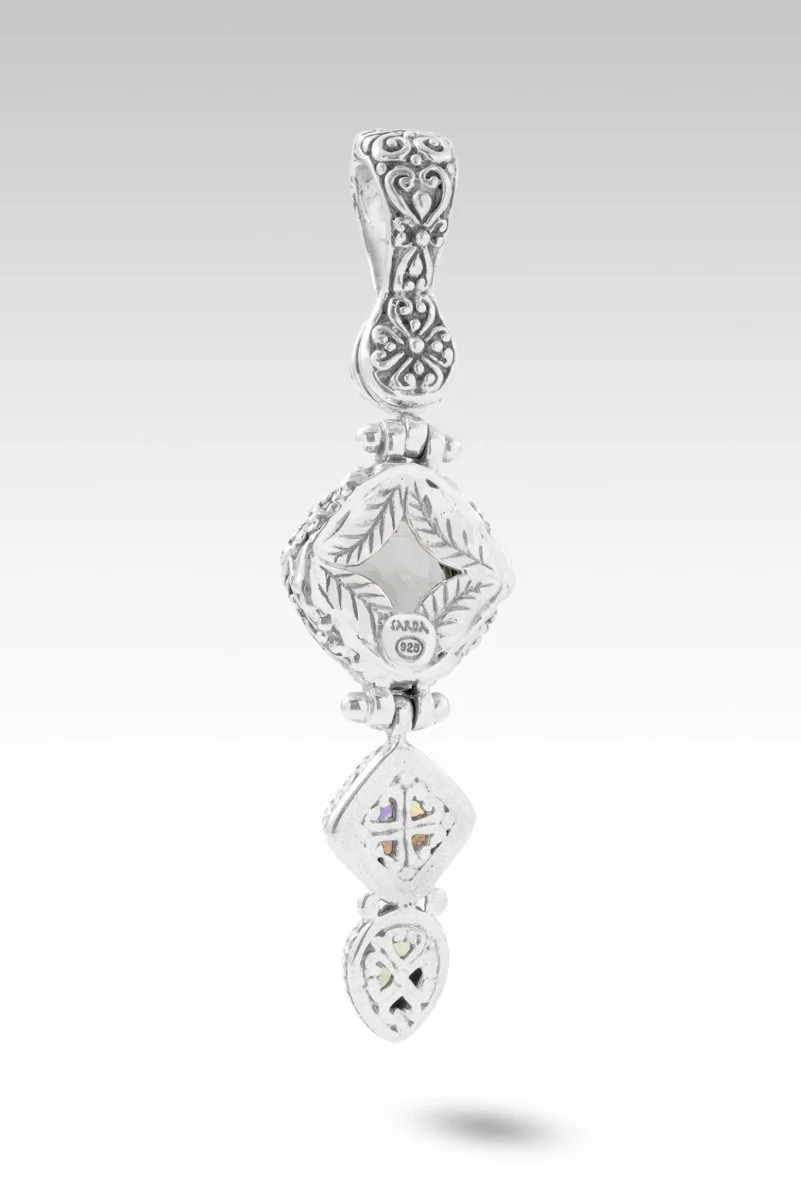 Glory To U Alone Pendant™ in Prasiolite, Peridot & Bali Crush™ Mystic Topaz - Image 4